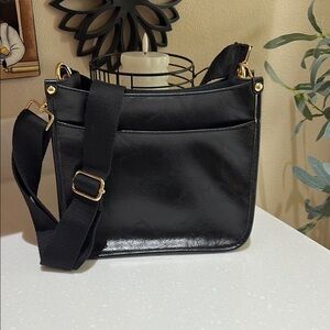 Elegant Black Shoulder Bag